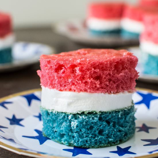 Red, White and Blue Mini Cakes