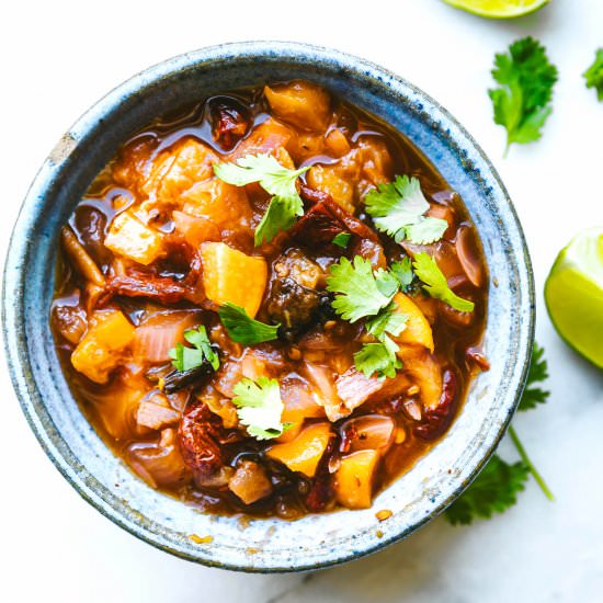 Honey Chipotle Peach Relish