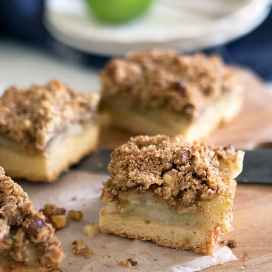 Apple Walnut Crumble Slice