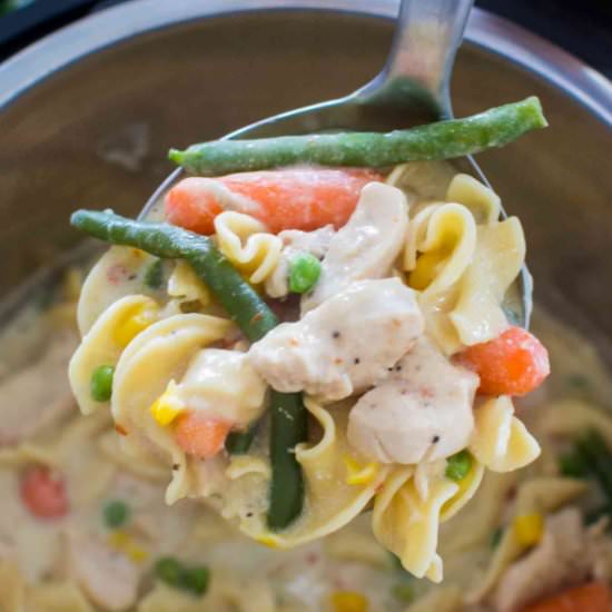 Chicken Pot Pie Pasta