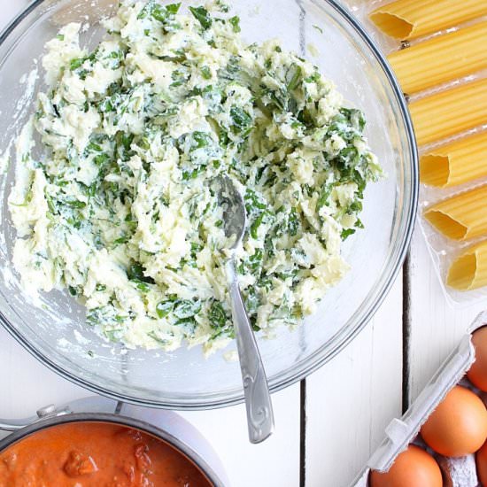 Simple Spinach Manicotti