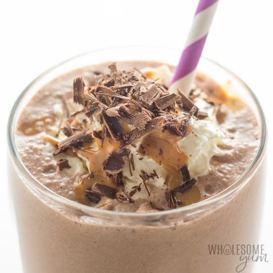 CHOCOLATE PEANUT BUTTER SMOOTHIE