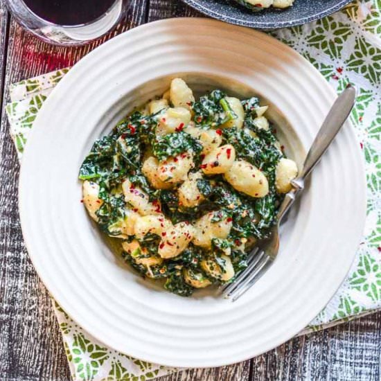 Creamy Vegan Gnocchi with Kale