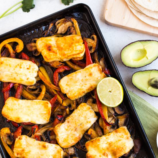 Sheet pan halloumi fajitas