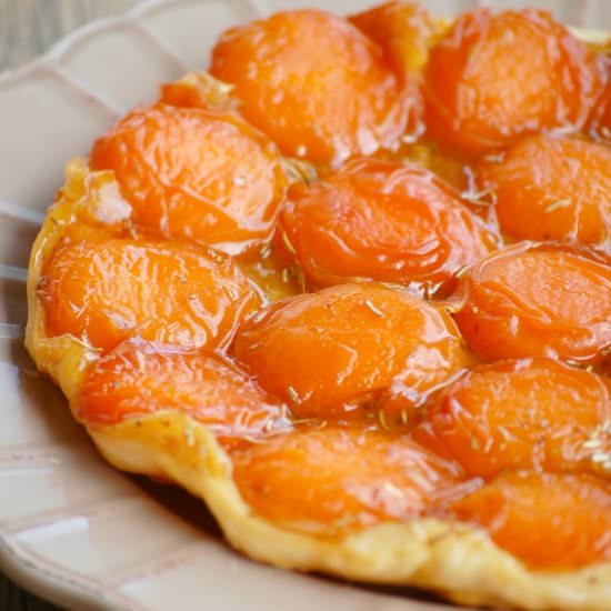 Apricot tatin with rosemary