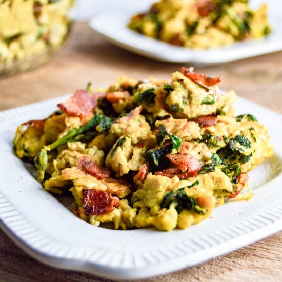 “Cheesy” Bacon Kale Scramble
