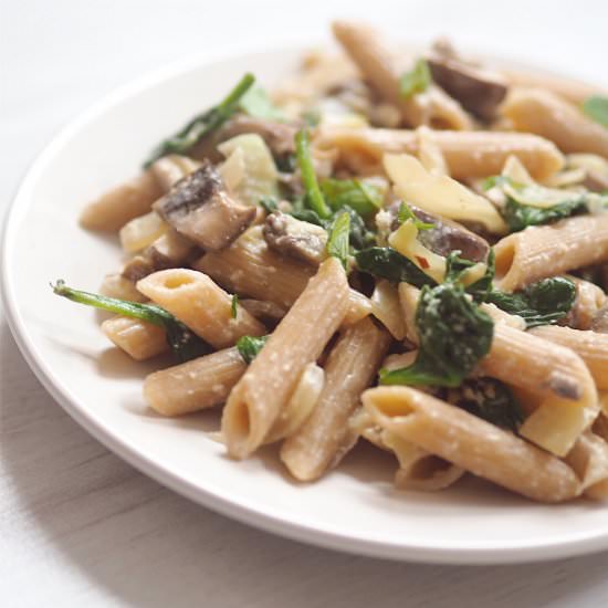 Creamy Mushroom and Herb Pasta