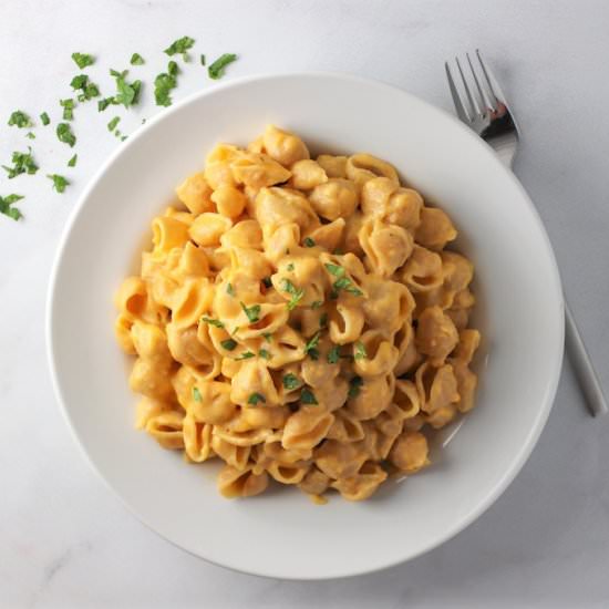 Creamy Greek Yogurt Mac & Cheese
