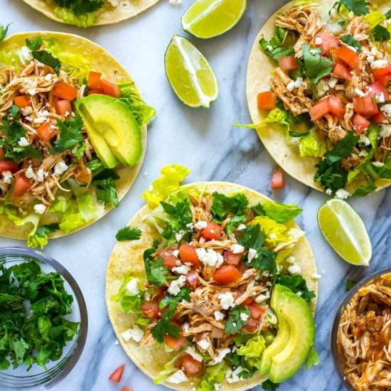 Instant Pot Chicken Tinga Tacos