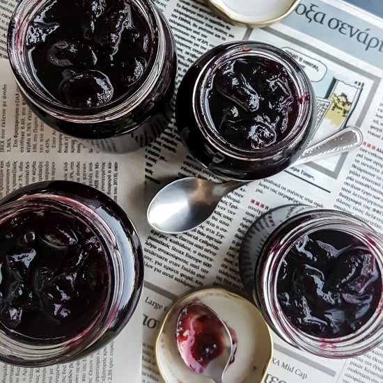 Black cherry jam with pepper