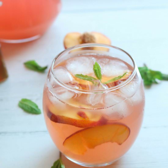 Iced Peach Green Tea