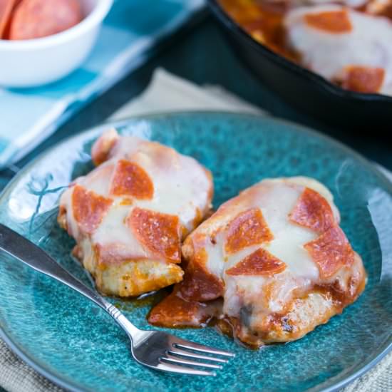 Low Carb Chicken Pizza Skillet