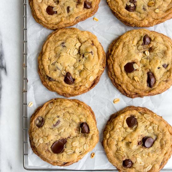 Oatmeal Chocolate Chip Cookies