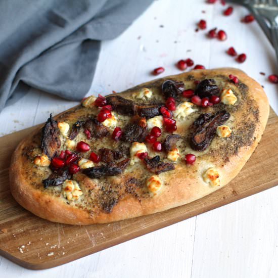 Za’atar Date and Goat Cheese Naan