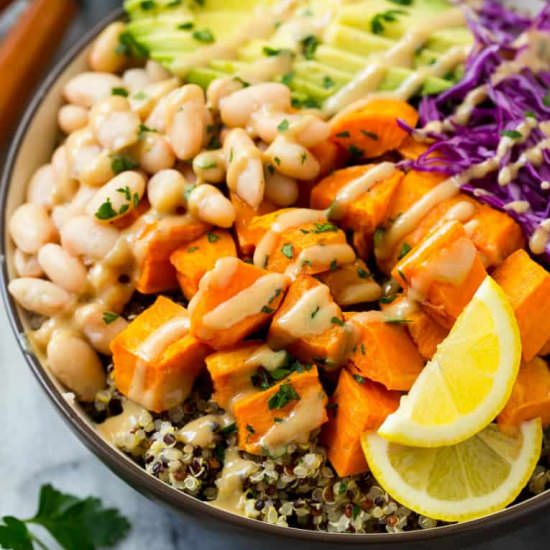 Healthy Quinoa Veggie Bowl