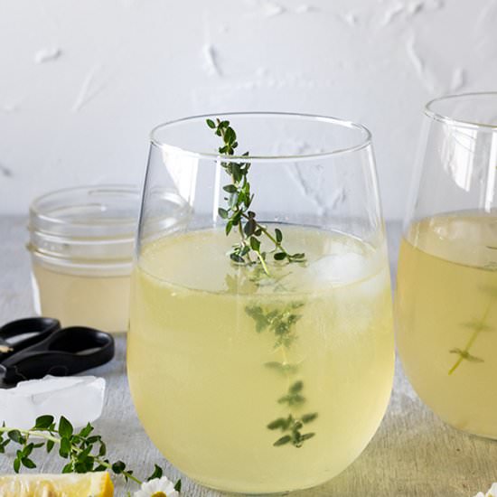 White Wine Spritzers