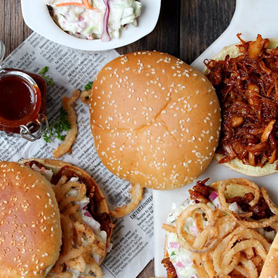 Vegan ‘Pulled Pork’ Sandwiches