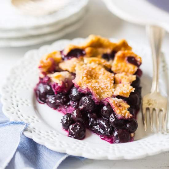 Classic Blueberry Pie