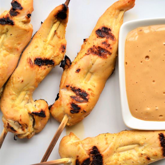 Chicken Satay with Peanut Sauce