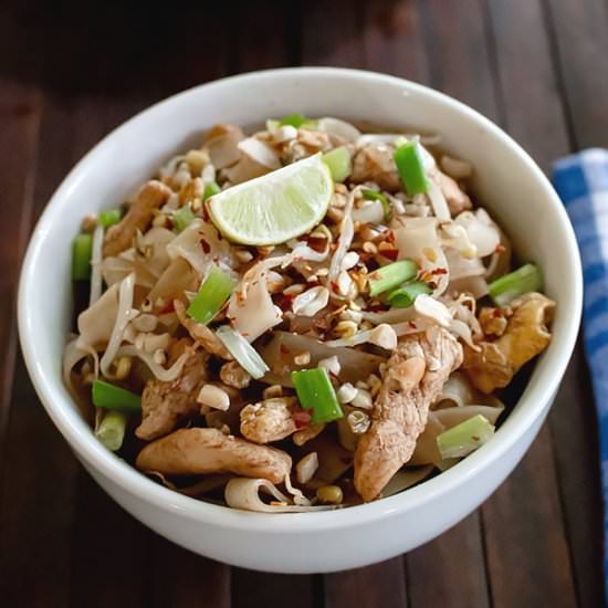 Easy Chicken Pad Thai