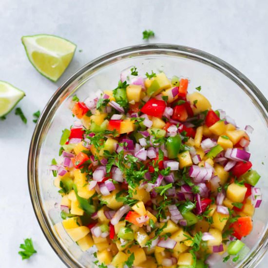 5-ingredient Peach Salsa