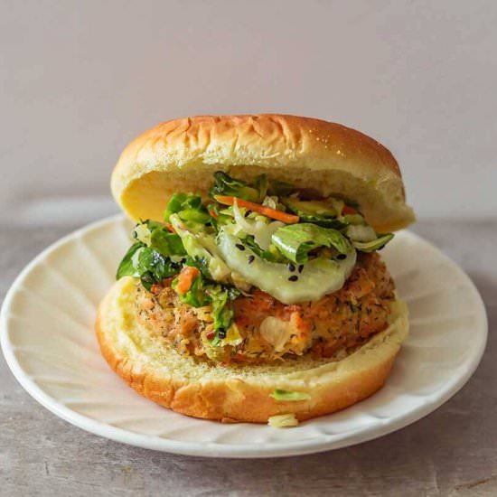 Mexican Salmon Burger With Slaw