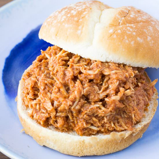 Slow Cooker Chipotle Honey Chicken
