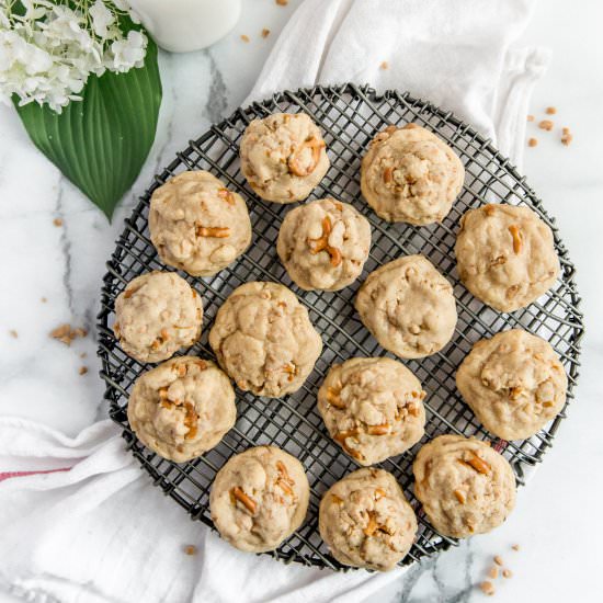 Brown Butter Toffee Pretzel Cookies