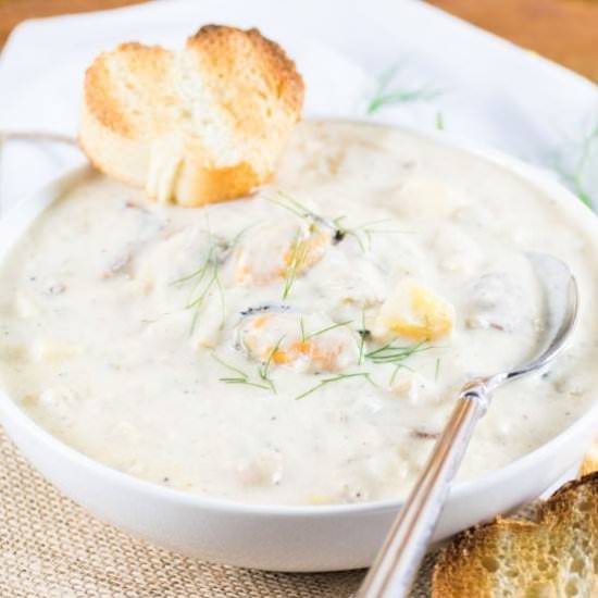 WEST COAST SEAFOOD CHOWDER