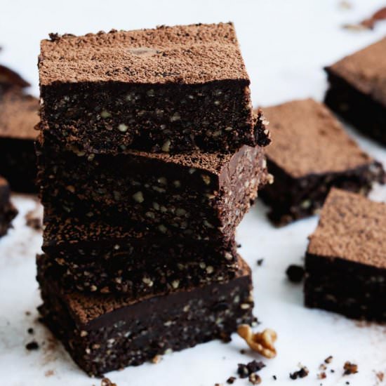 Raw Maca Brownies With Ganache