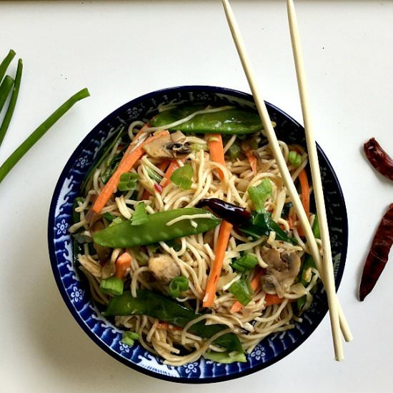 Easy Vegetable Chow Mein
