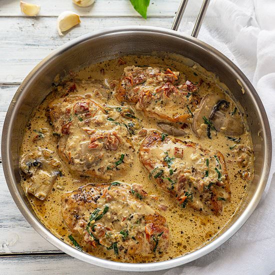 Chicken with Sun Dried Tomatoes