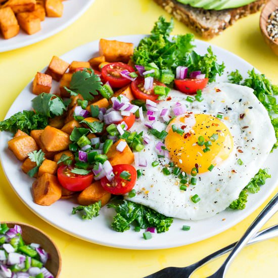 Healthy Mexican Breakfast Salad