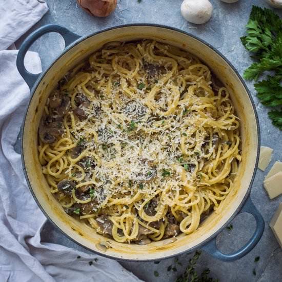 One Pot Vegan Mushroom Pasta