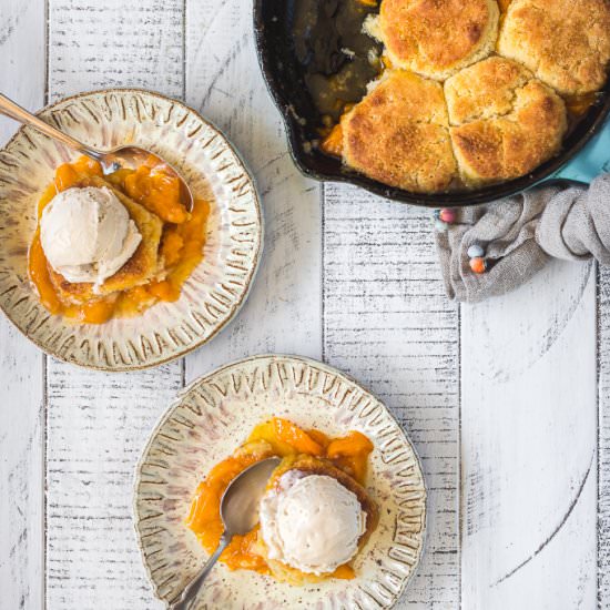 Apricot Skillet Cobbler