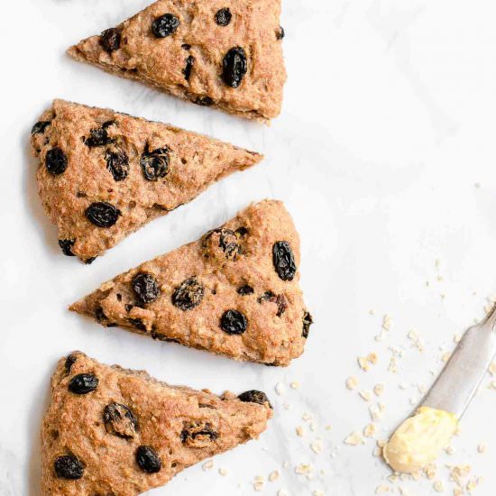 Healthy Oatmeal Raisin Scones