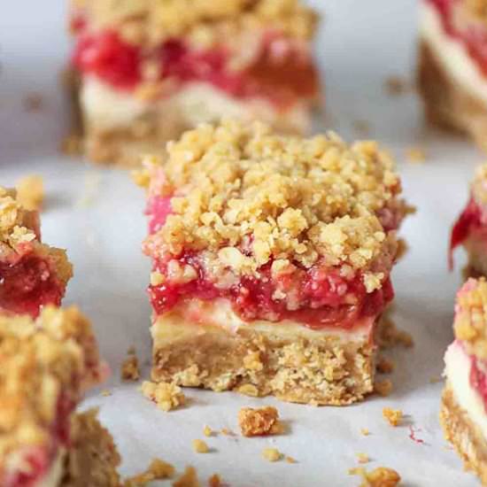 Strawberry Rhubarb Cheesecake Bars