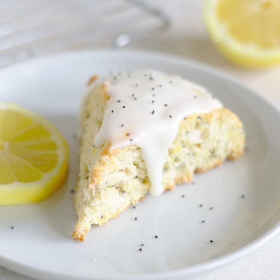Lemon Poppyseed Scones