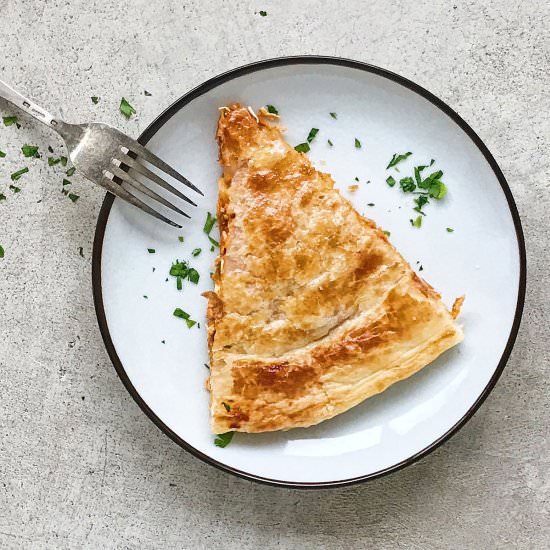 CRUNCHY AND TASTY EMPANADA