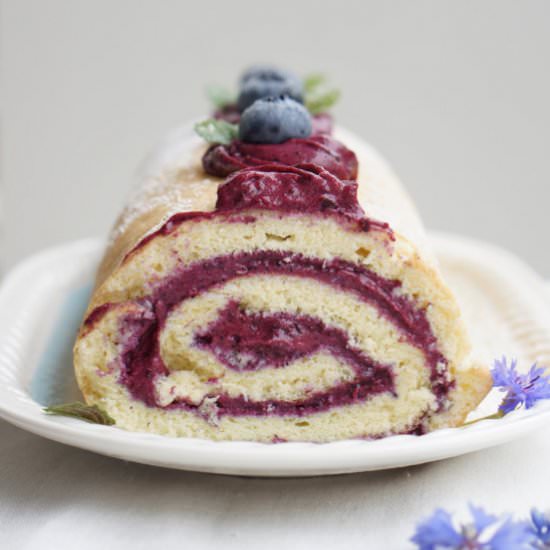 Blueberry Sponge Roll