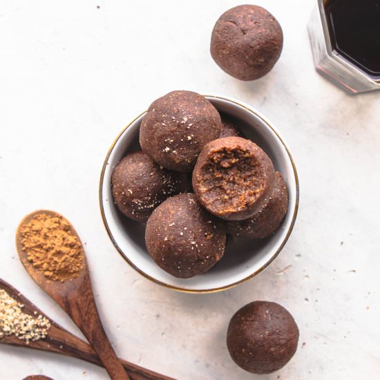 Hazelnut Mocha Energy Bites