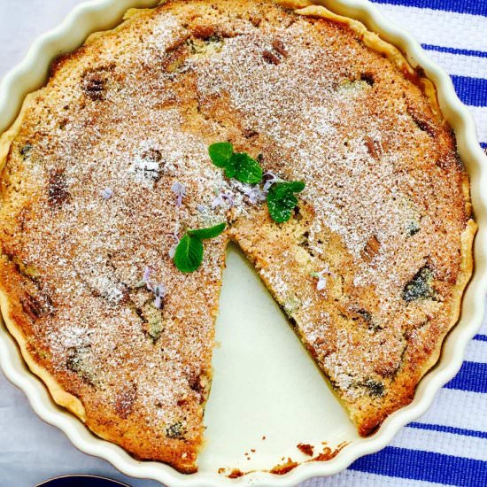 Almond, apricot and limoncello tart