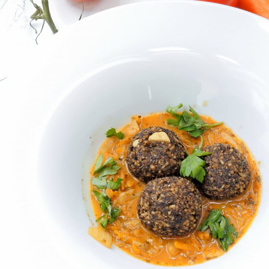Young Cabbage with Vege Meatballs