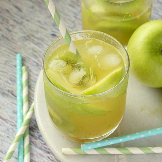 Kiwi Apple Lemonade