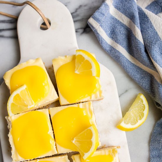 Lemon Cheesecake Bars