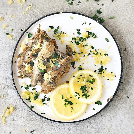 CRISPY FRIED ANCHOVIES