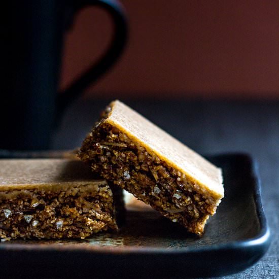 Coffee granola slice