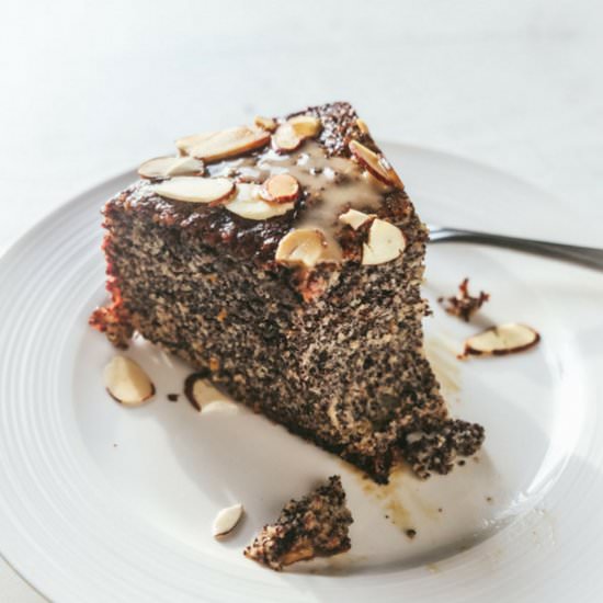 Honey Almond Poppyseed Cake