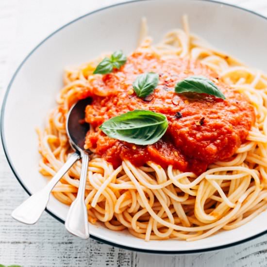 Homemade tomato sauce pasta