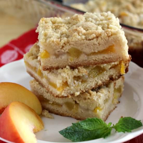 Easy Peach Crumb Bars